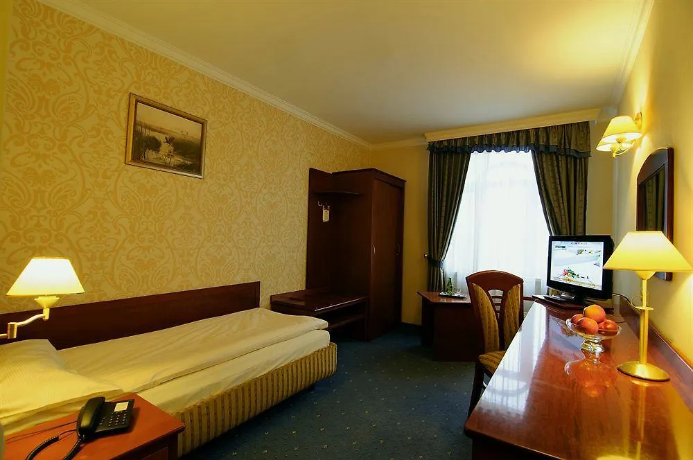 Hotel Lord - Warsaw Airport