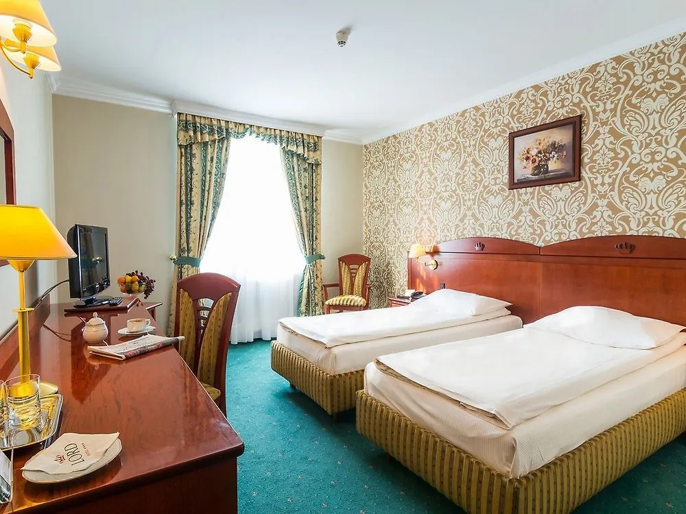 ****  Hotel Lord - Warsaw Airport Lengyelország
