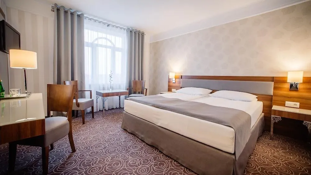 Hotel Lord - Warsaw Airport