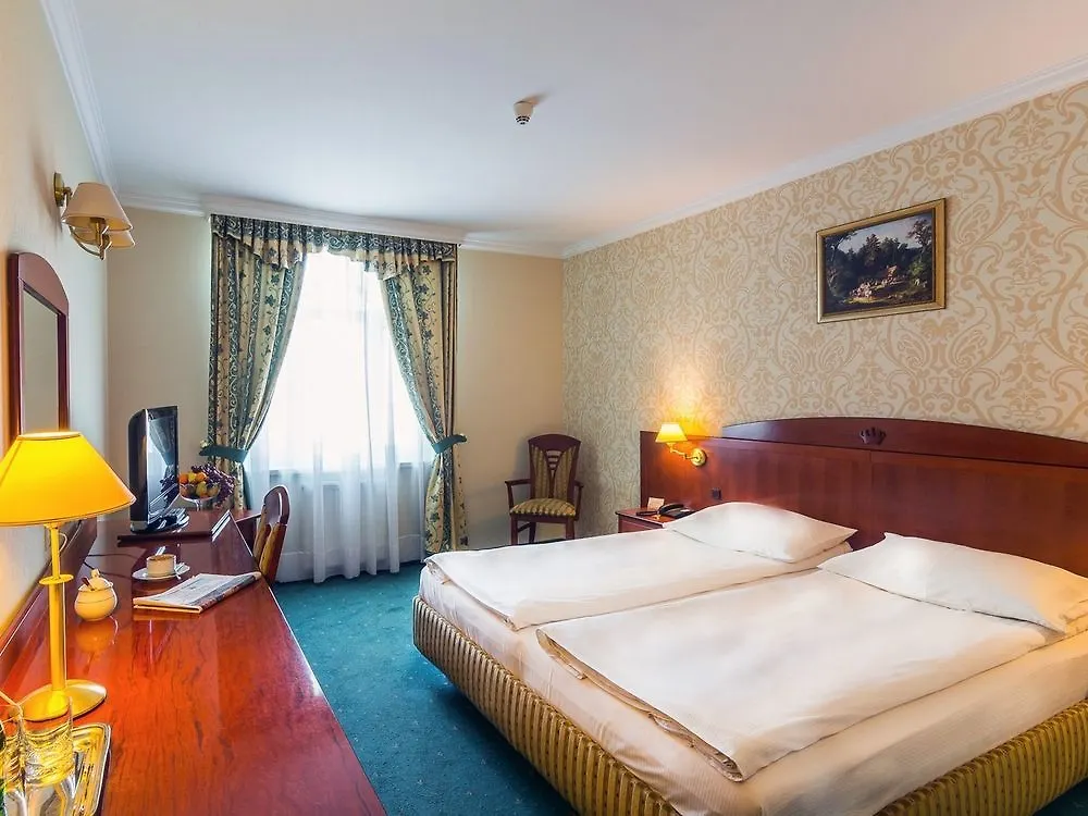 Hotel Lord - Warsaw Airport 4*,  Polonia