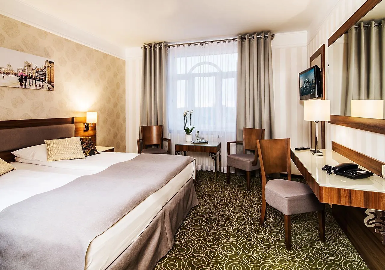 ****  Hotel Lord - Warsaw Airport Pologne